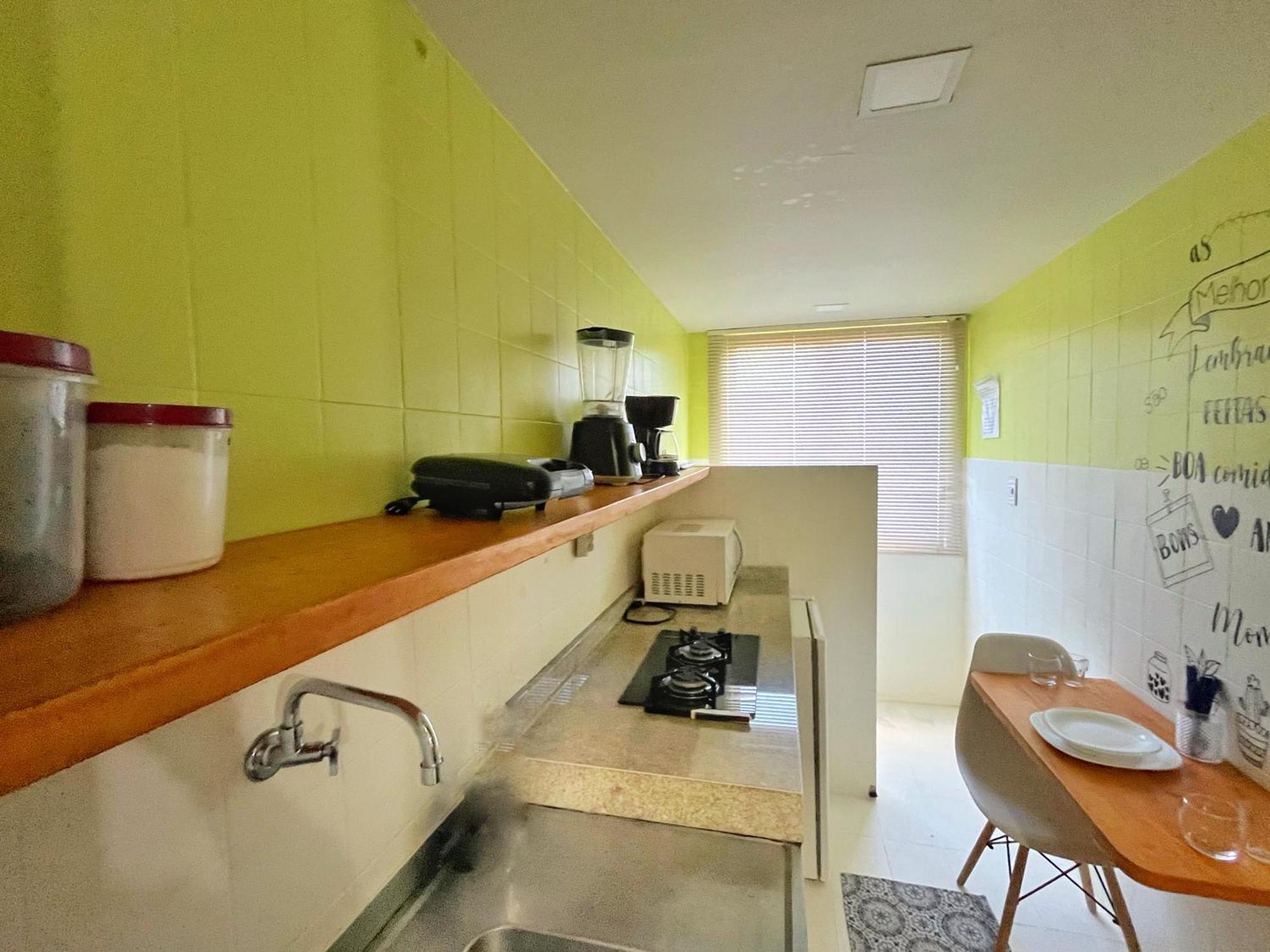 Loft Aconchegante No Centro De Macae, Wifi, Ar Condicionado E Cozinha Completa Apartment Bagian luar foto