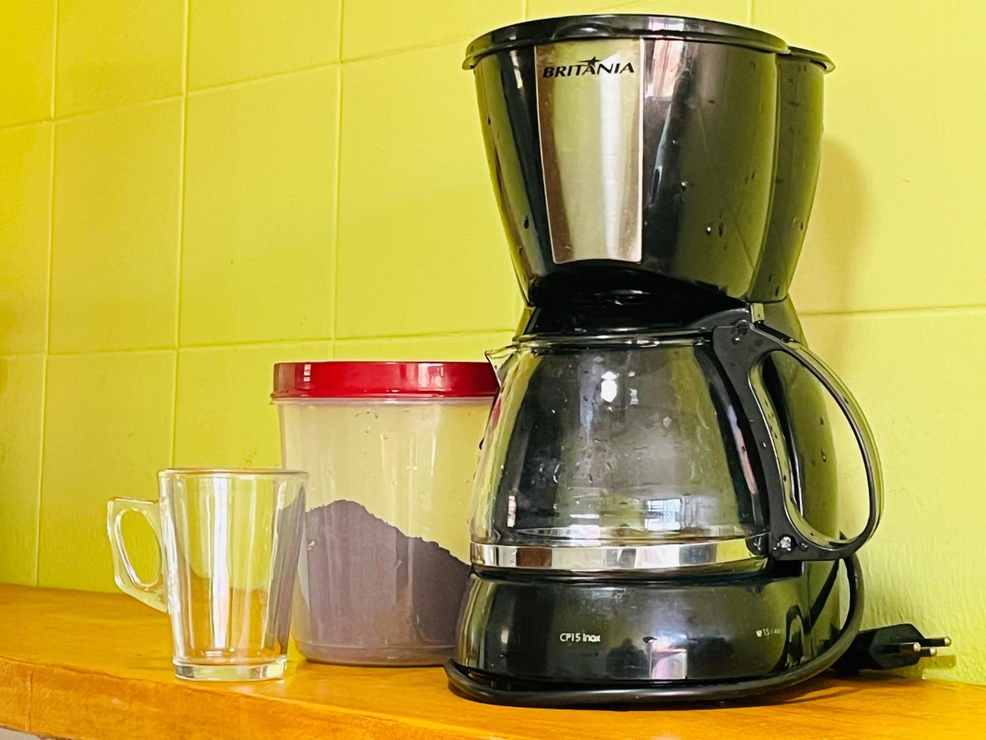 Loft Aconchegante No Centro De Macae, Wifi, Ar Condicionado E Cozinha Completa Apartment Bagian luar foto